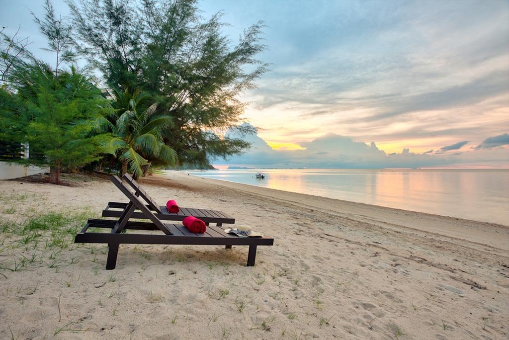 Emerald Sands - Beach Front 4 Bed Pool Villa Ko Samui Pokoj fotografie